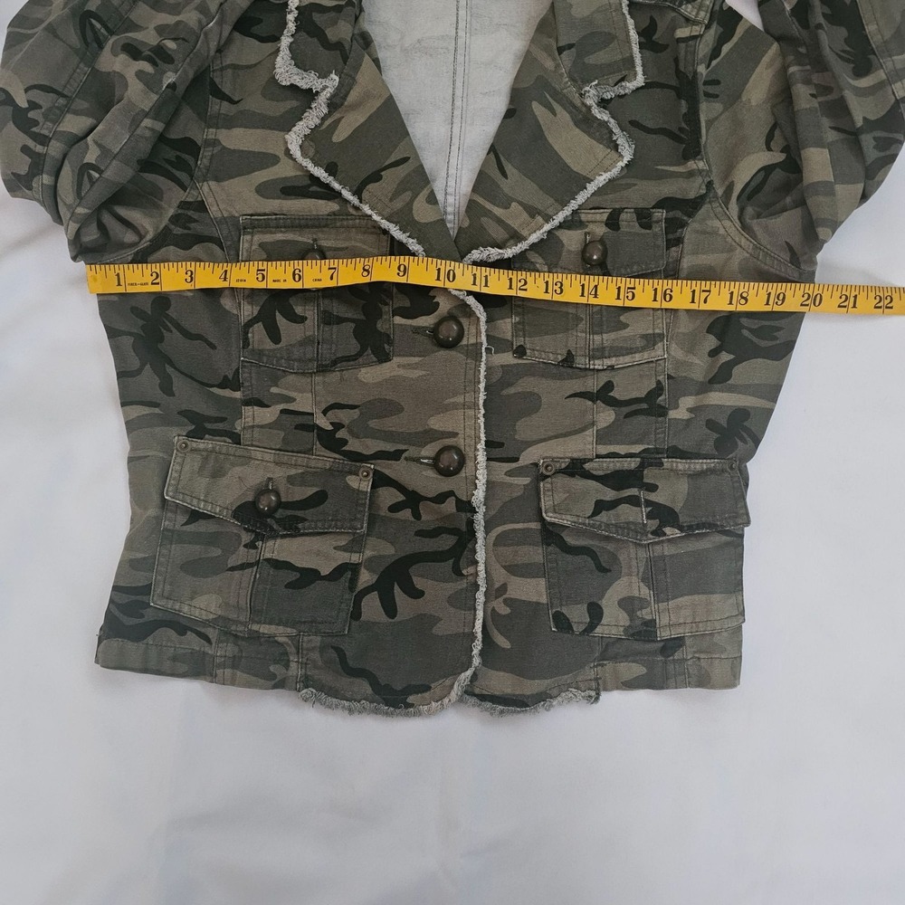 Bailey's Point Camo Print Frayed Trim Buttoned Pockets Jean Jacket Size L (11/13 - Picture 13 of 16